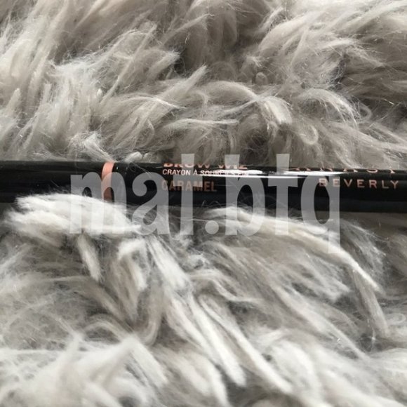Anastasia Beverly Hills Brow Wiz in Caramel - Picture 3 of 3